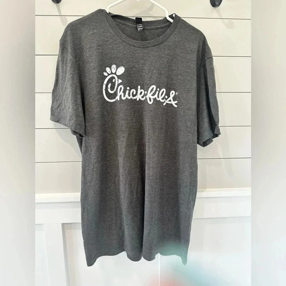 🐔 Chick-fil-a XL‎ Crew Neck Tee Heather Gray 🐔 - Picture 1 of 3